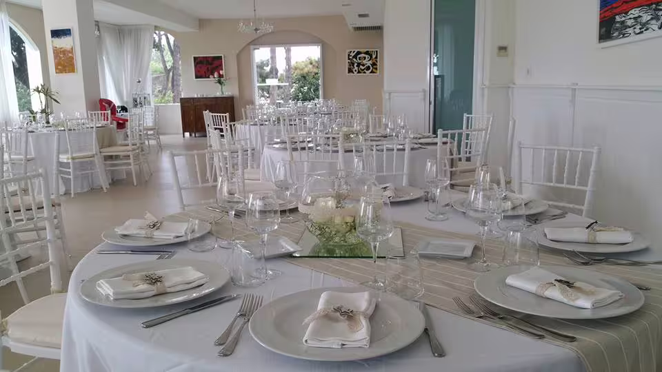 Amis catering & banqueting