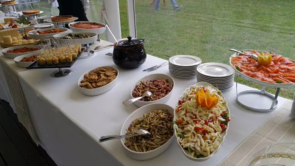 Amis catering & banqueting