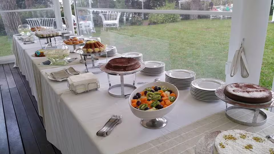 Amis catering & banqueting