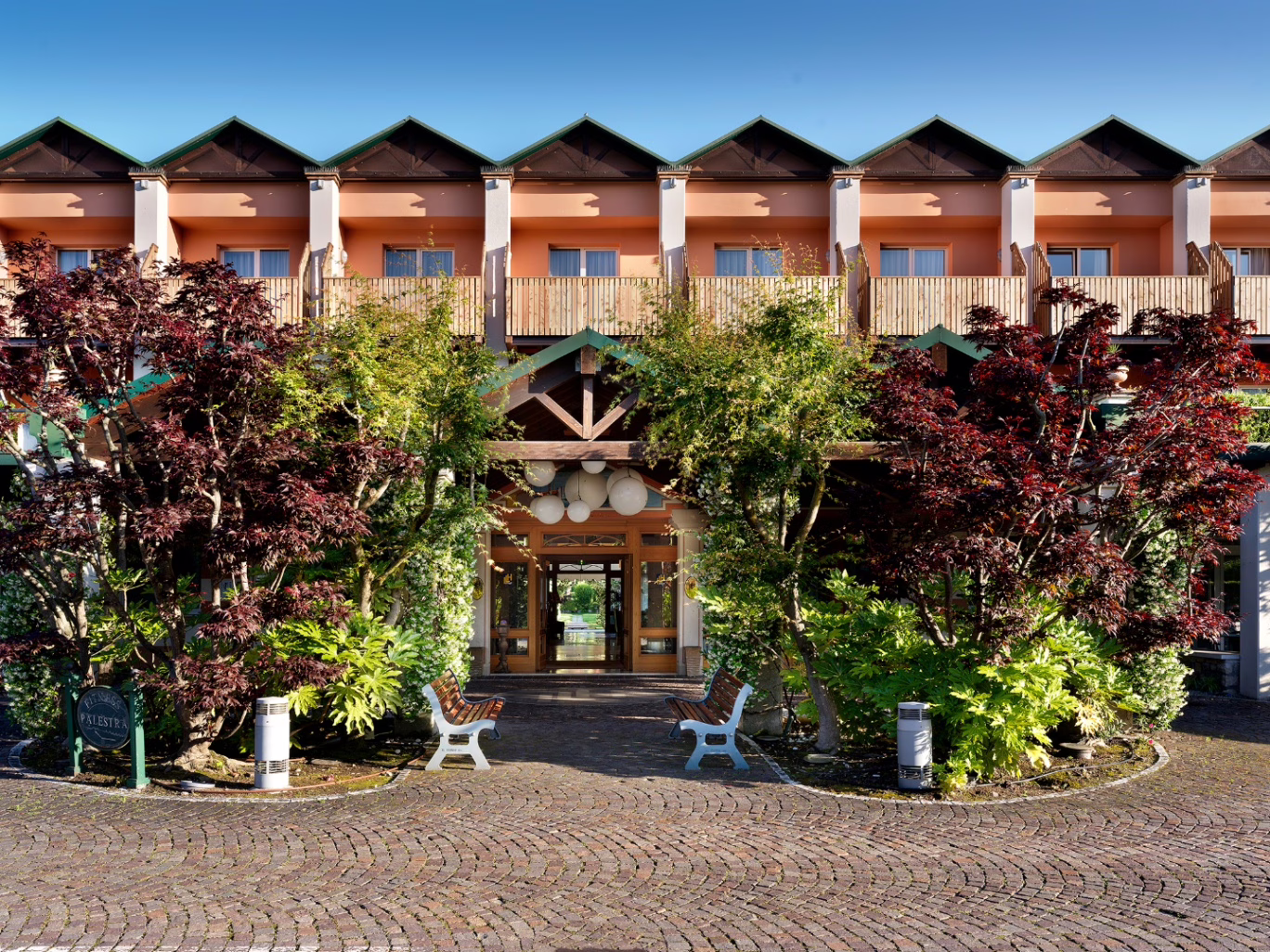 Iseolago Hotel