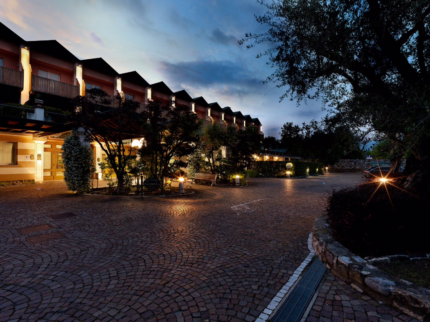 Iseolago Hotel