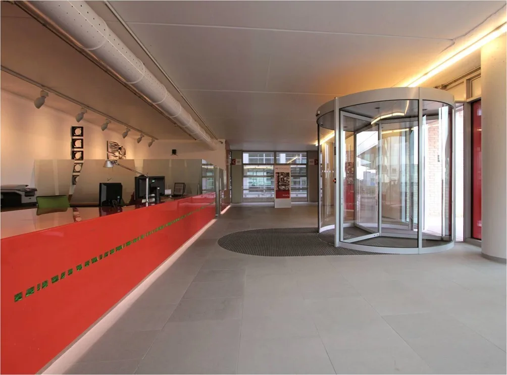 Sala Congressi - Tecnopolo Tiburtino - Peroni 452