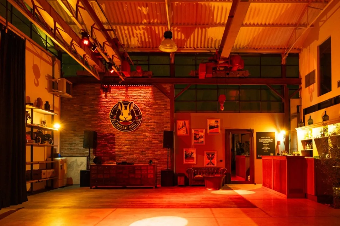RABBEAT HALL CLUB