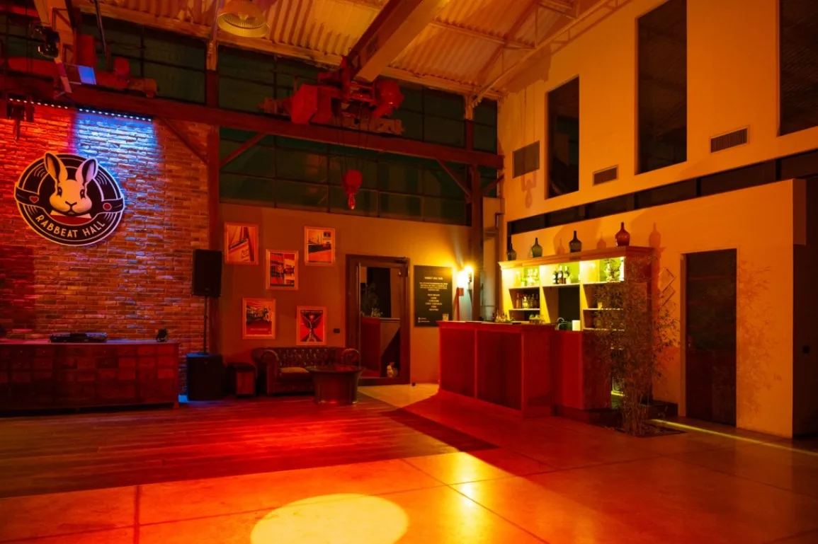 RABBEAT HALL CLUB