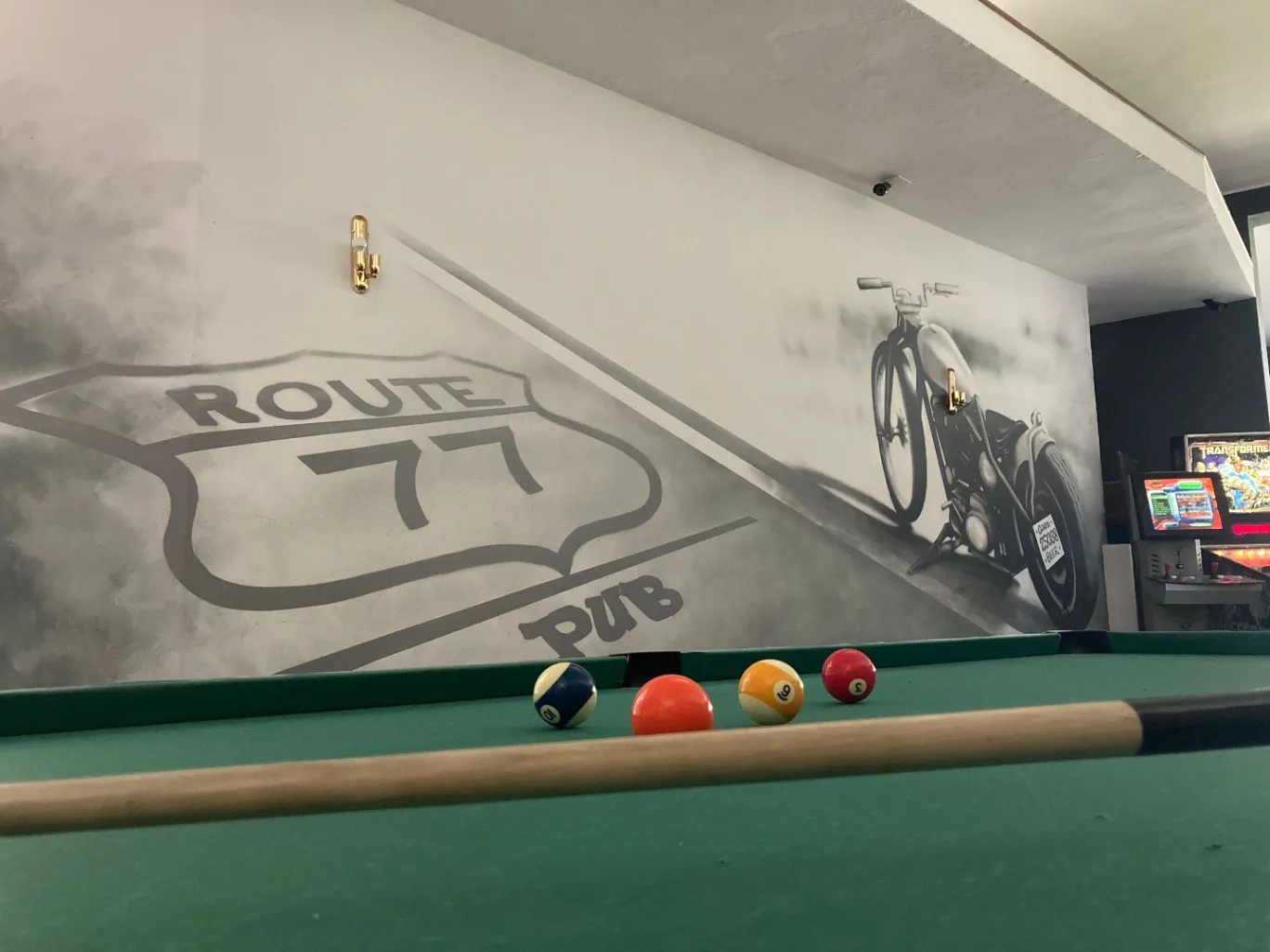 Route 77 - Ostello ed Eventi