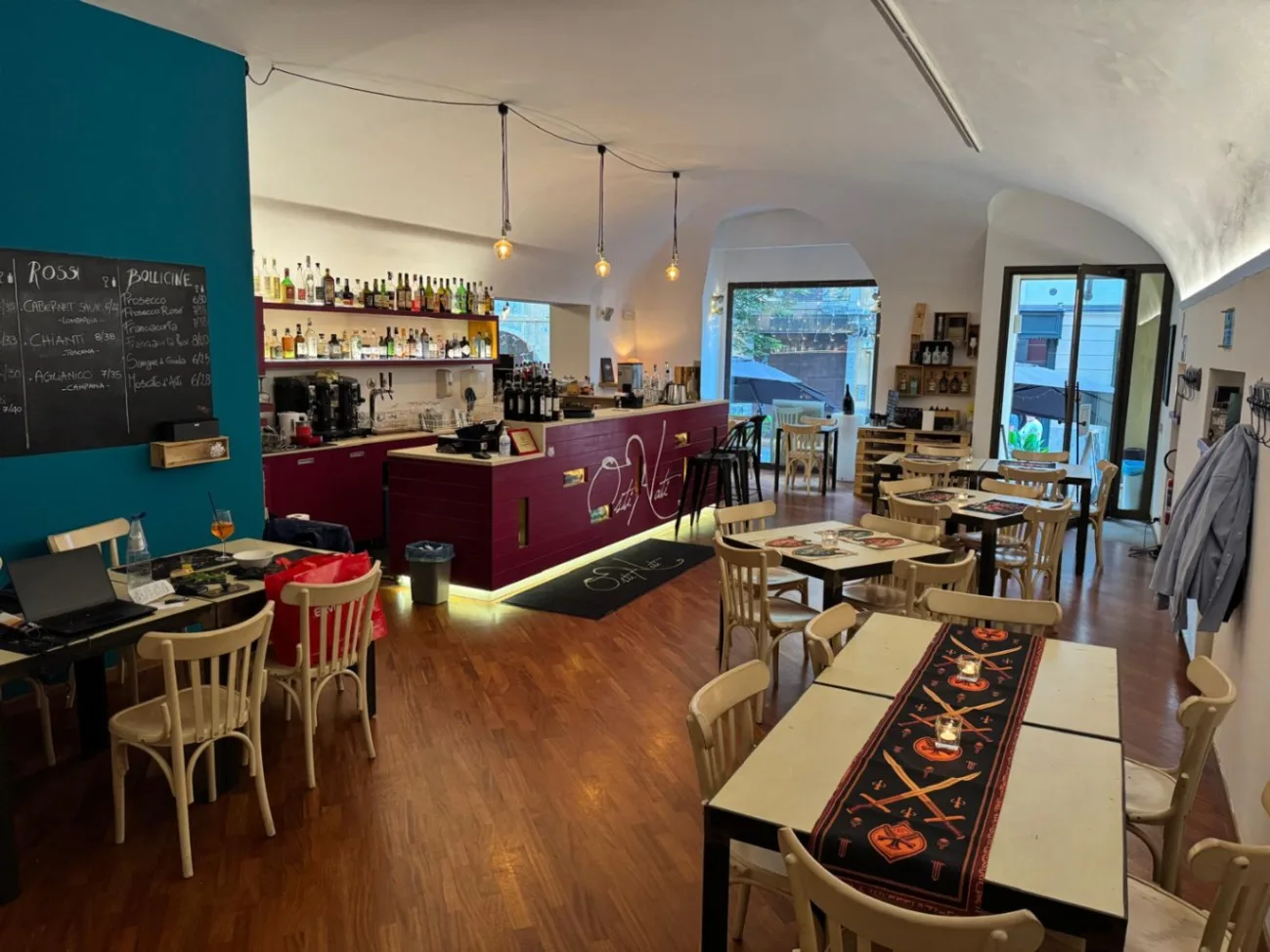 OstiNati Pane e Vino - Lounge ed Eventi