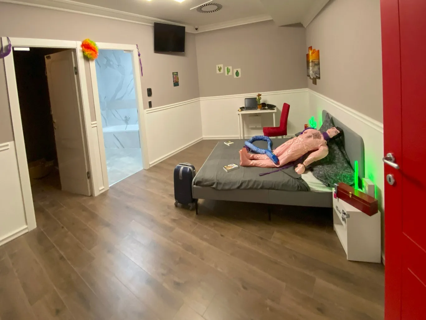Backdoor1253 Escape Room - Events and More