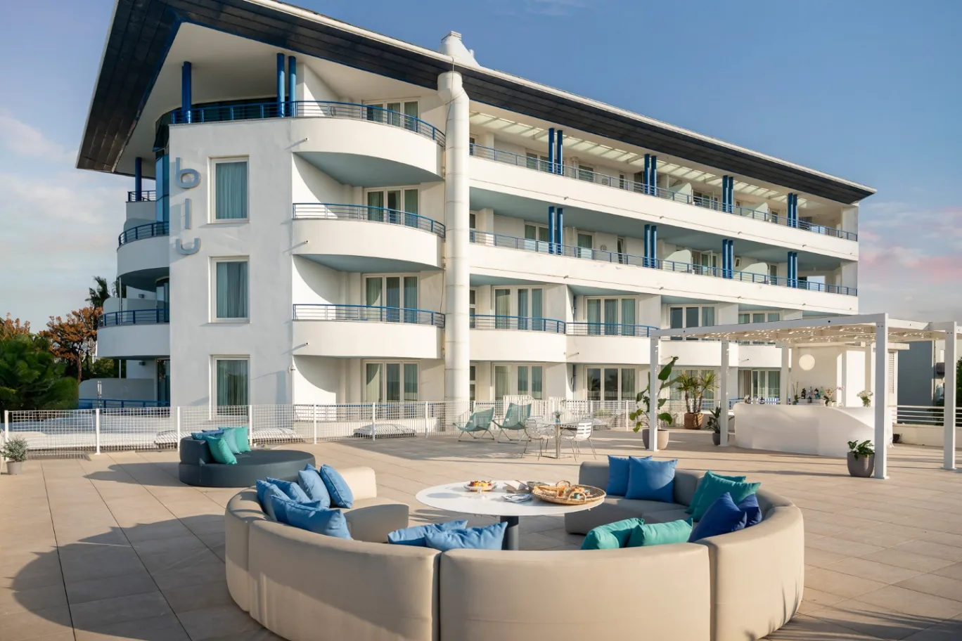 Blu Suite Resort
