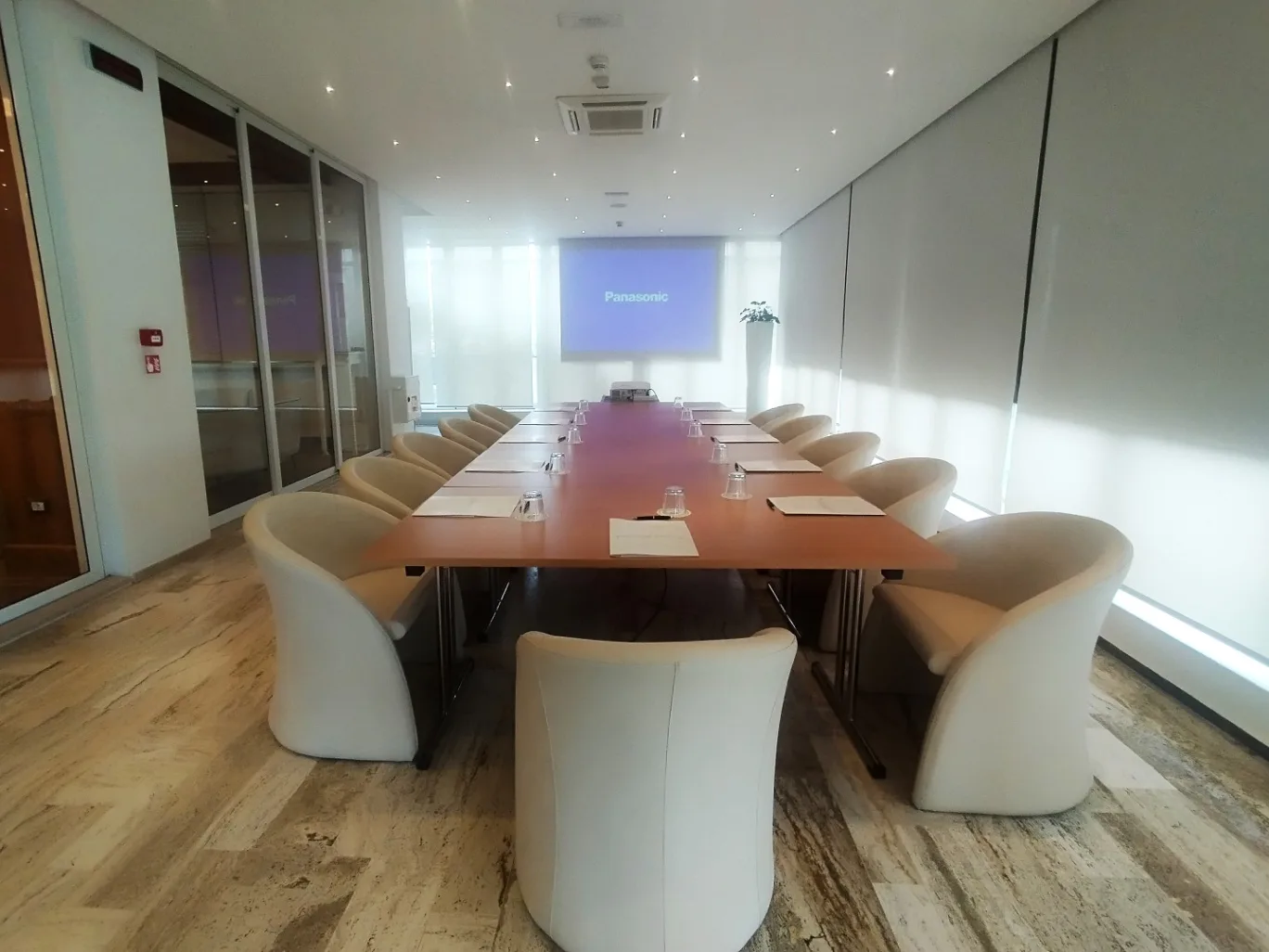 Abner's Hotel - Meeting & Business
