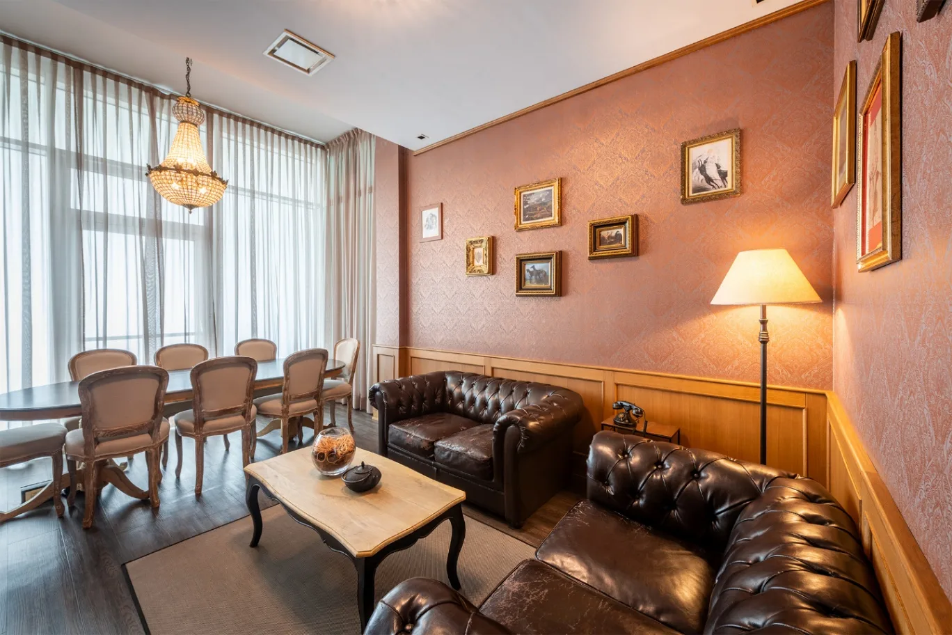 MO.OM Hotel