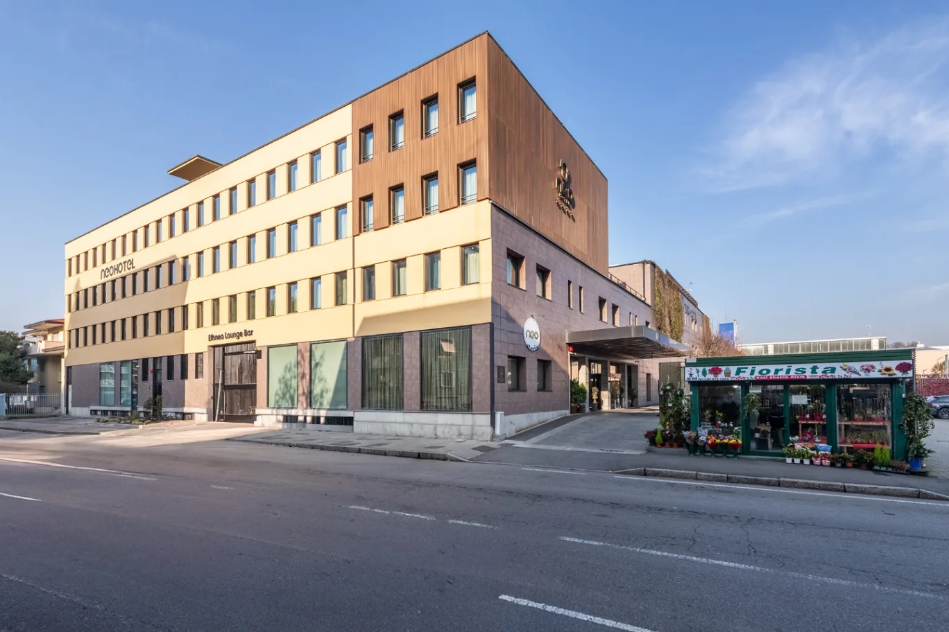 NEO HOTEL