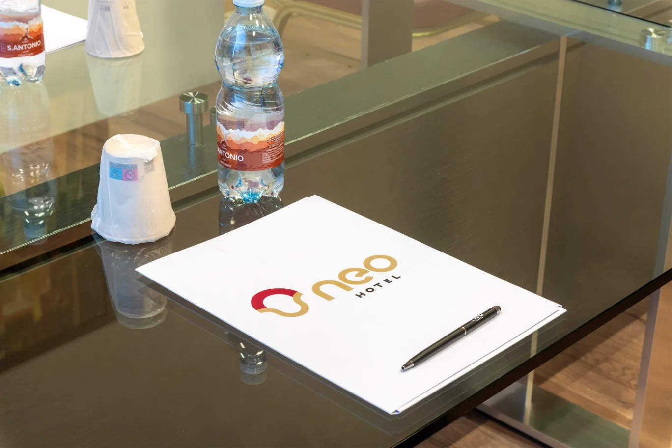 NEO HOTEL