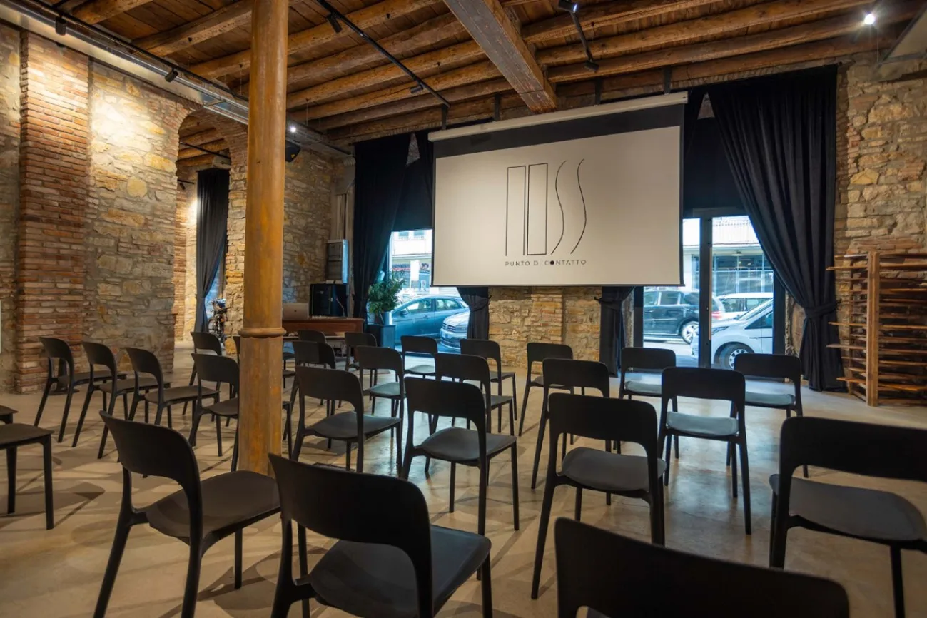 MOSS: Punto di Contatto - Events and & Business