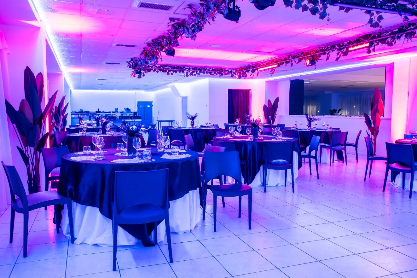 EUFORIA Show Club - Location per Feste Private