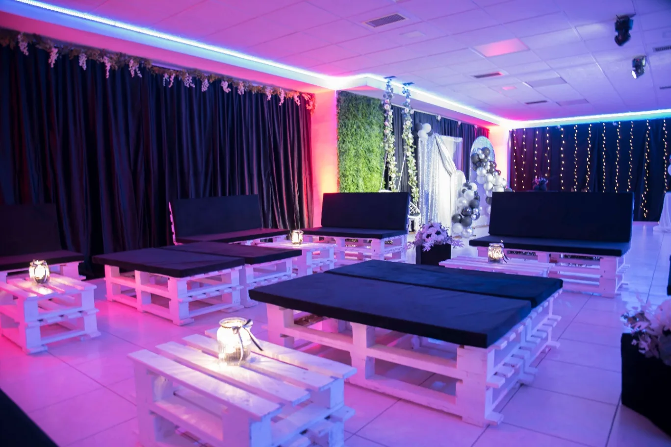 EUFORIA Show Club - Location per Feste Private