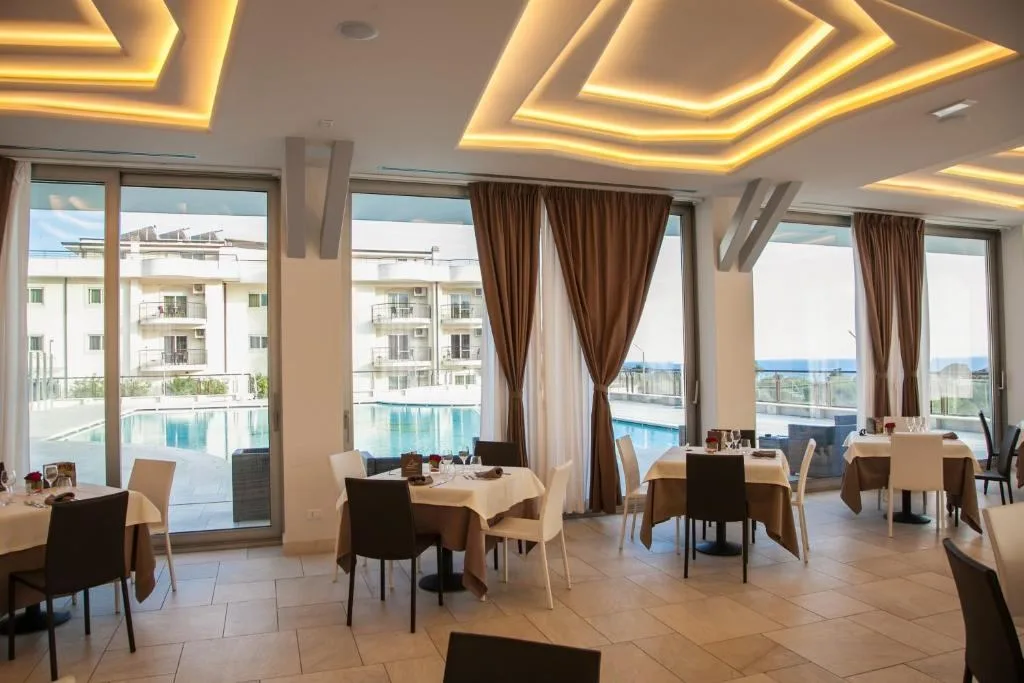 4 SPA Hotel